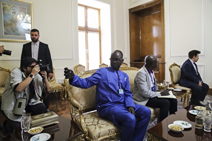 دیدار وزیر صنایع آفریقای مرکزی با امیرعبداللهیان