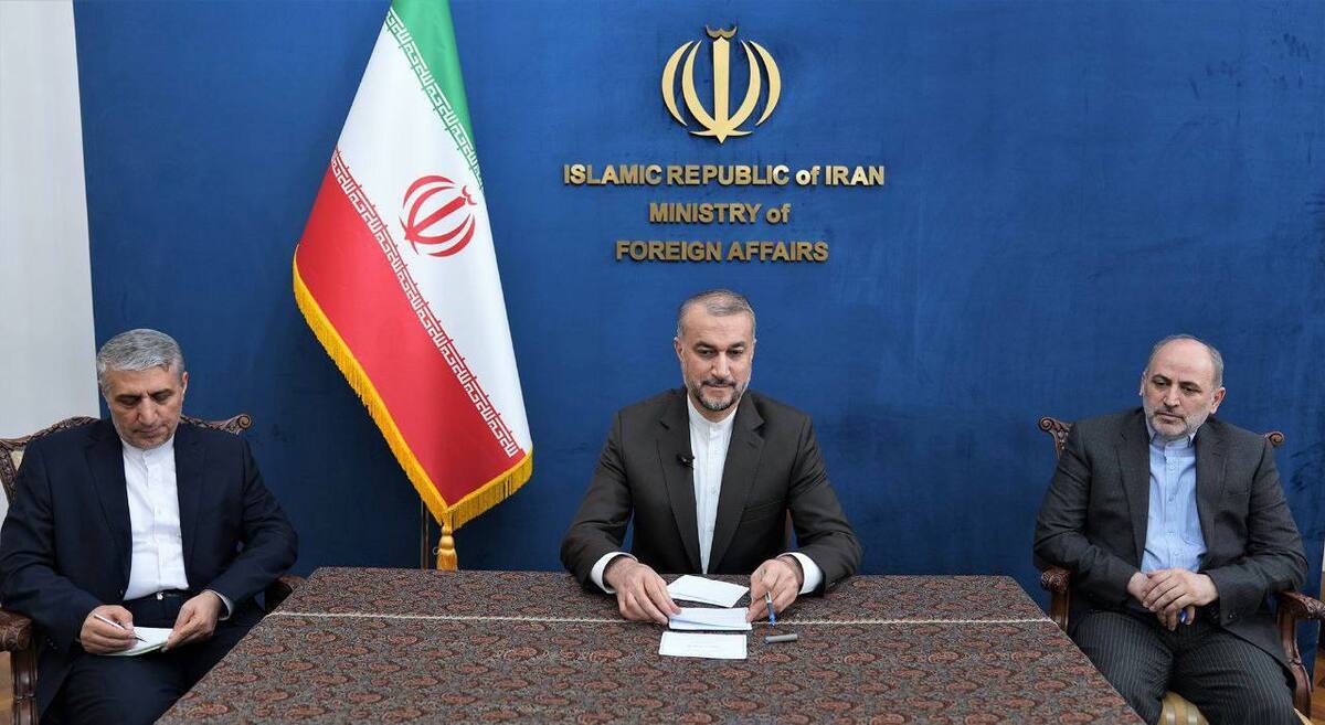 مذاکرات وزرای امور خارجه ایران و ازبکستان درباره برگزاری اجلاس سران کشور‌های عضو اکو