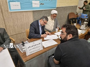مدیر کل ارتباطات مردمی قوه قضاییه به مشکلات مردم در مسجد حضرت ولیعصر (عج) شهید محلاتی رسیدگی کرد
